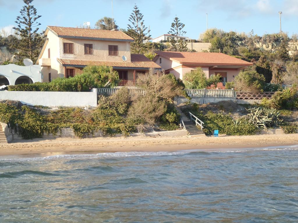 Villa Eva Sul Mare Area "A" Поццалло Номер фото